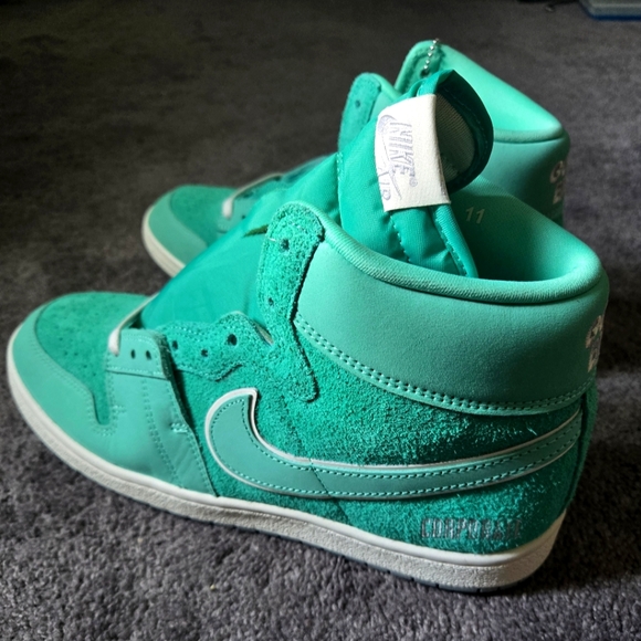 Nike High-Top Sneakers in Aqua Green(no box) - Picture 1 of 3